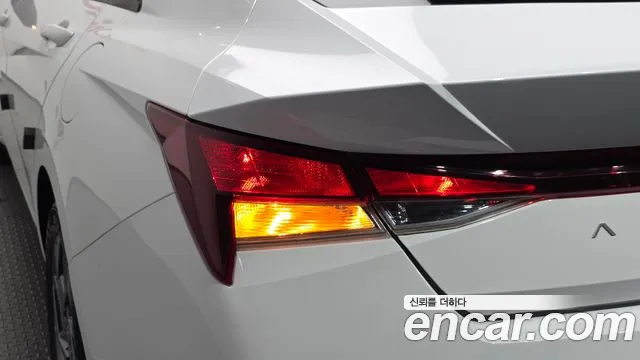 Hyundai Avante CN7 — Фото автомобиля 22