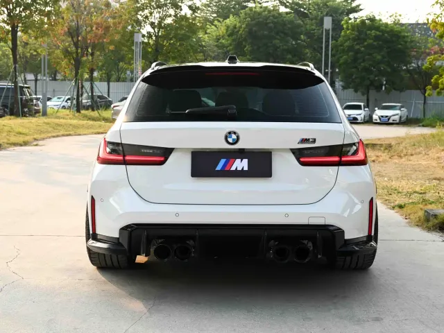 BMW M3 — Фото автомобиля 8