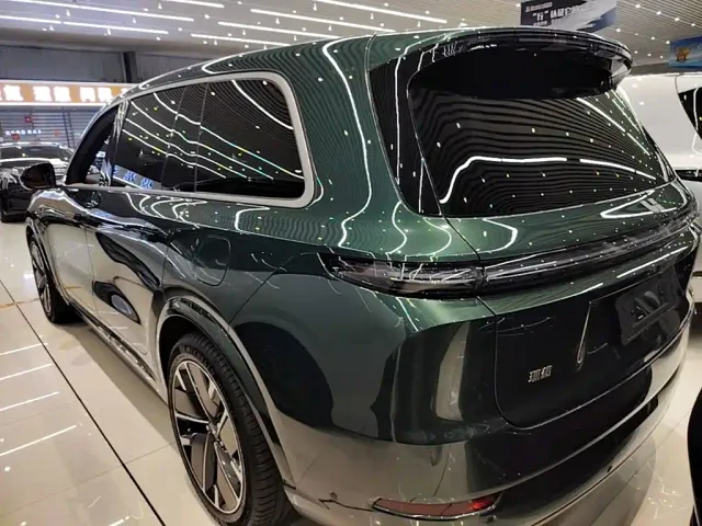 Li Auto L9 — Фото автомобиля 4