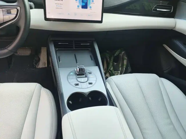 BYD Seal 06 — Фото автомобиля 13