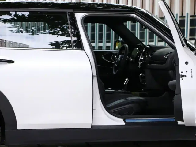 MINI Clubman — Фото автомобиля 29