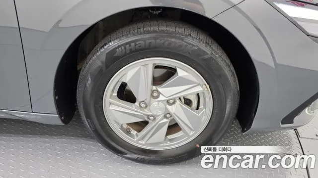 Hyundai Avante CN7 — Фото автомобиля 6