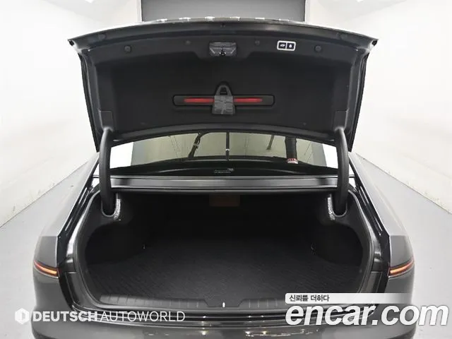 Hyundai Grandeur GN7 — Фото автомобиля 18