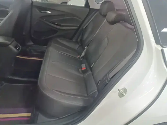 Buick Verano — Фото автомобиля 16