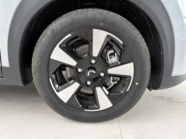 Wuling Binguo PLUS — Фото автомобиля 7