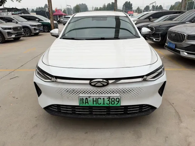 Chery Fulwin A8 — Фото автомобиля 2
