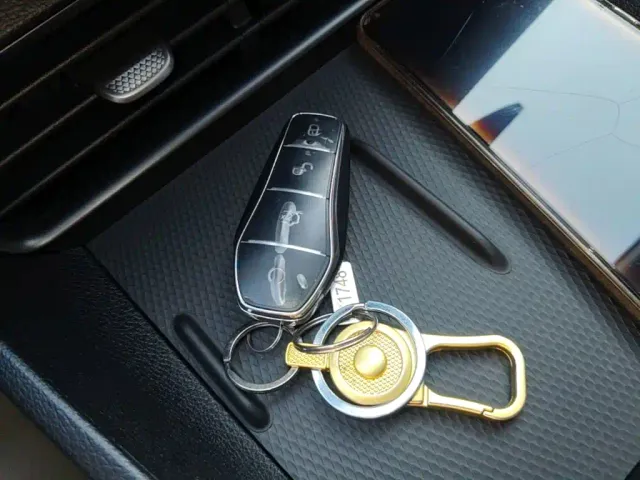 BYD Seal 05 DM-i — Фото автомобиля 8