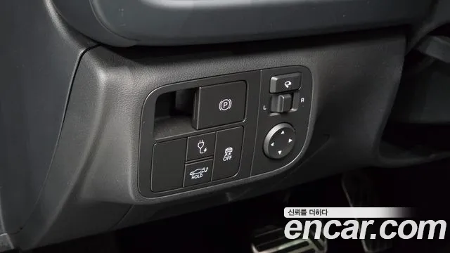 Hyundai Ioniq 6 — Фото автомобиля 23