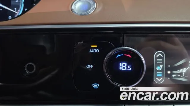 Genesis GV70 2.5T Бензин 2WD — Фото автомобиля 18