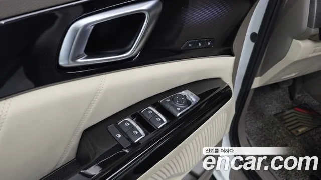 Kia Canival Carnival 4 поколение Дизель 9 мест Signature — Фото автомобиля 30