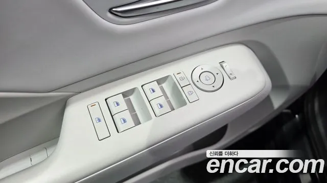 Hyundai Kona SX2 — Фото автомобиля 27