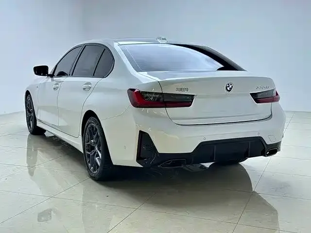 BMW 3 Series — Фото автомобиля 5
