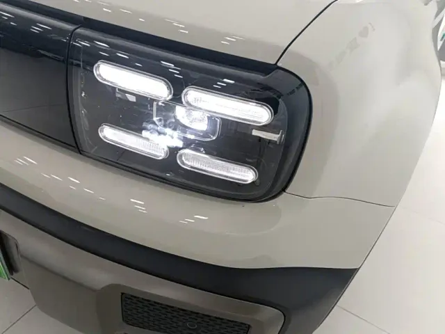 Baojun Yep Plus — Фото автомобиля 23