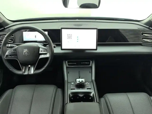 BYD Qin L — Фото автомобиля 12