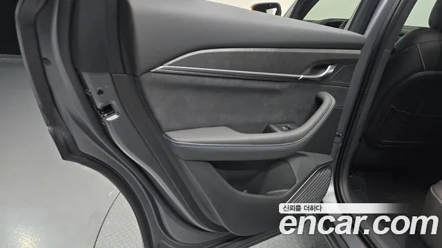 Renault-KoreaSamsung Grand Koleos Grand Koleos 2.0 Esprit Alpine 2WD — Фото автомобиля 25