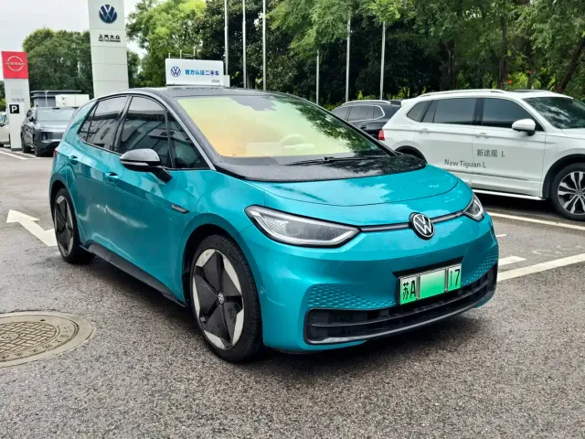 Volkswagen ID.3 — Фото автомобиля 2
