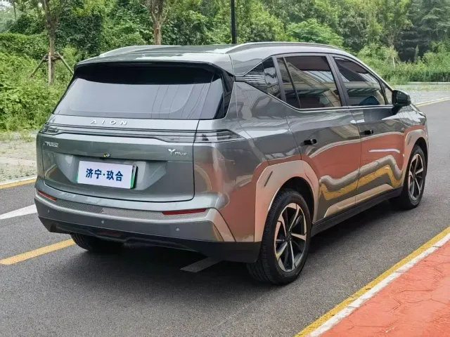 GAC Aion Y — Фото автомобиля 6