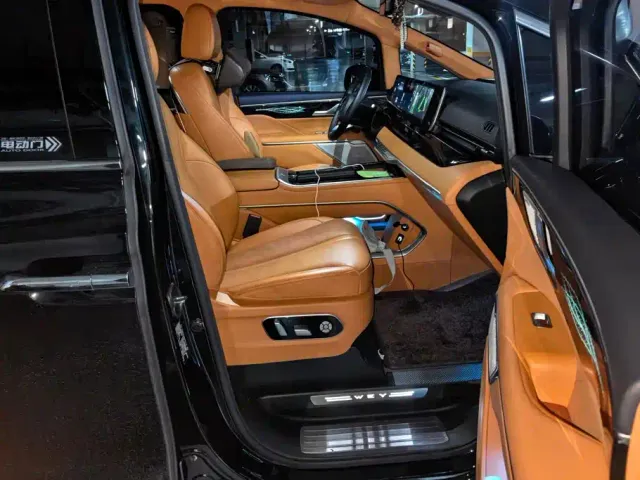 Wey Alpine — Фото автомобиля 8