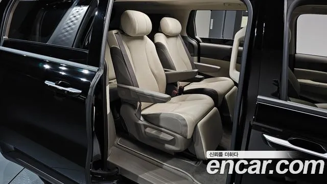 Kia Carnival 4th Gen — Фото автомобиля 12