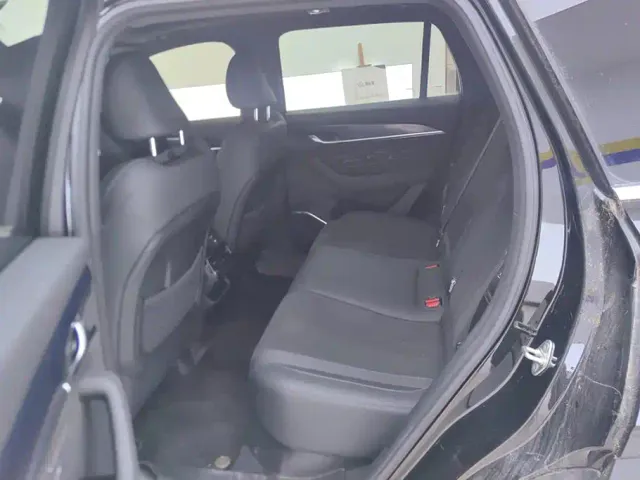Geely Xingyue L — Фото автомобиля 11