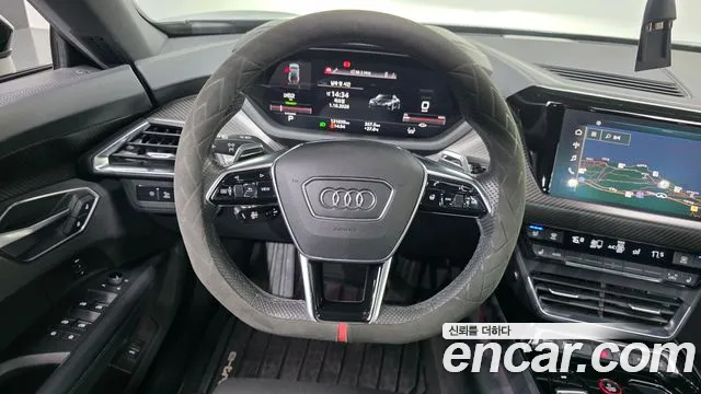 Audi e-tron GT — Фото автомобиля 19