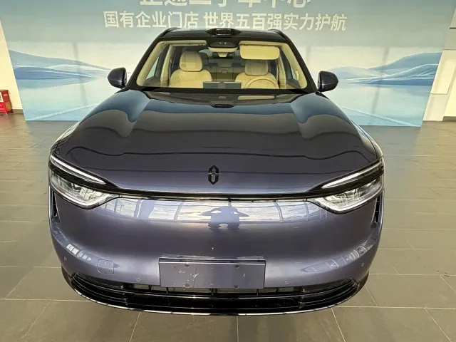 Aito M7 — Фото автомобиля 5