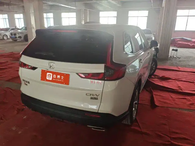 Honda CR-V — Фото автомобиля 2