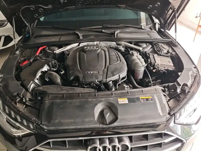 Audi A4L — Фото автомобиля 15