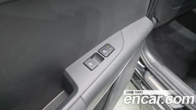 Kia Niro The All New — Фото автомобиля 28