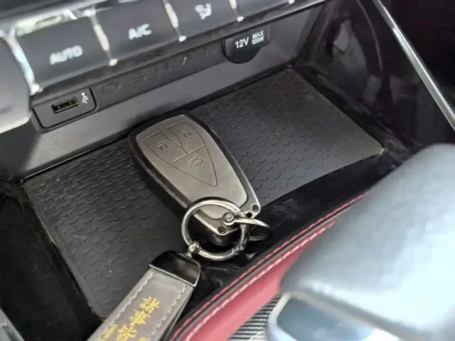 Changan Oushang X5 — Фото автомобиля 8