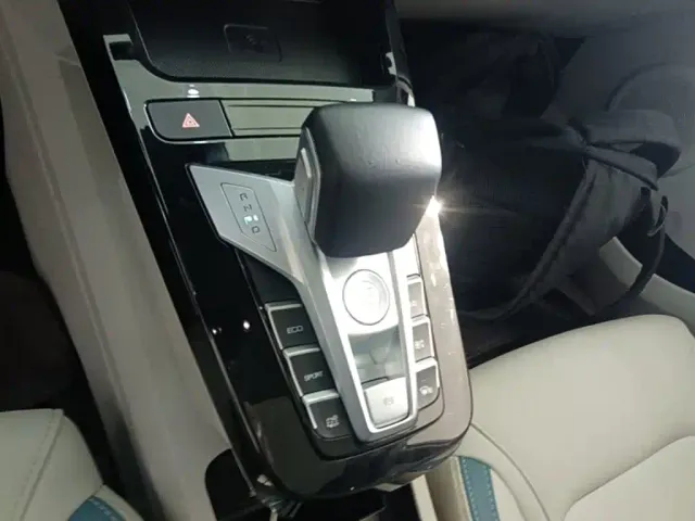 BYD Yuan Pro — Фото автомобиля 13