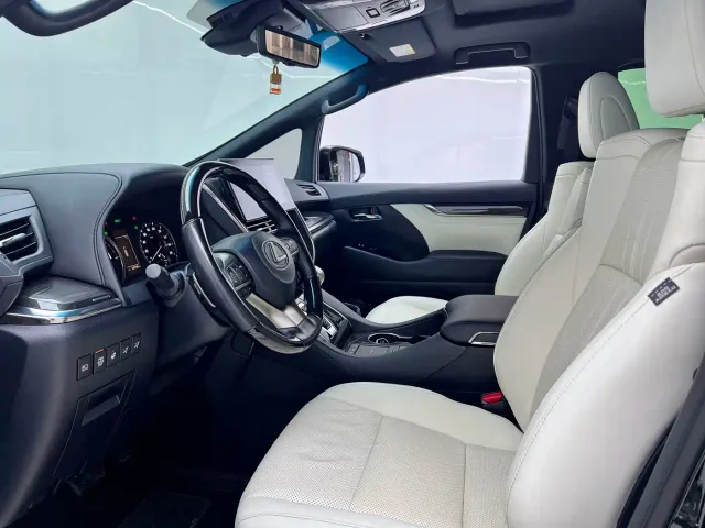 Lexus LM — Фото автомобиля 27