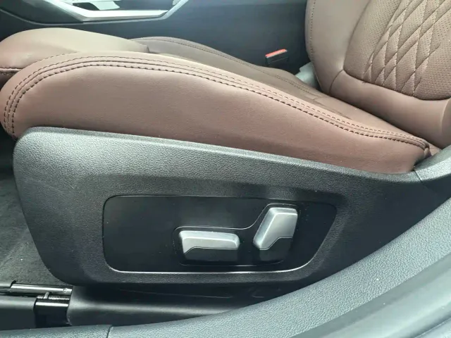 BMW 3 Series — Фото автомобиля 19