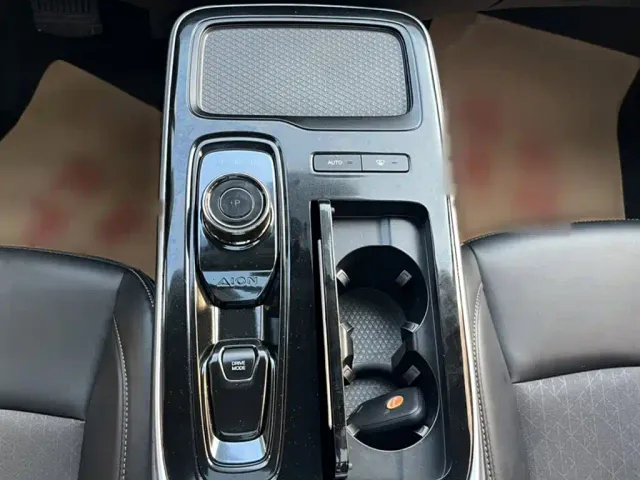 GAC Aion S — Фото автомобиля 13