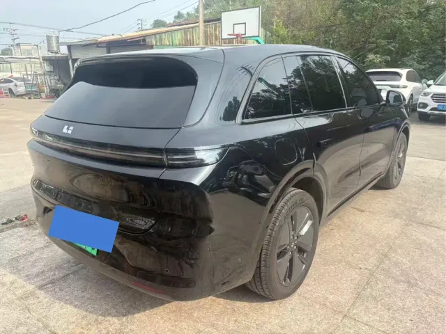 Li Auto L6 — Фото автомобиля 8