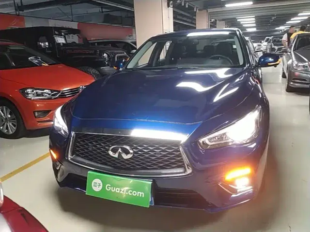 Infiniti Q50L — Фото автомобиля 2