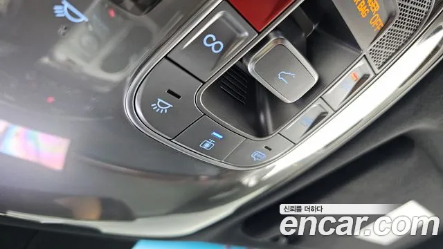 Genesis GV70 — Фото автомобиля 22
