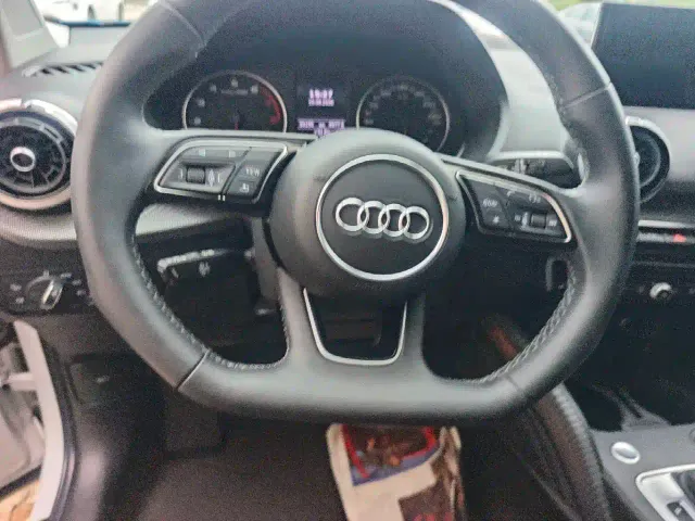 Audi Q2L — Фото автомобиля 15