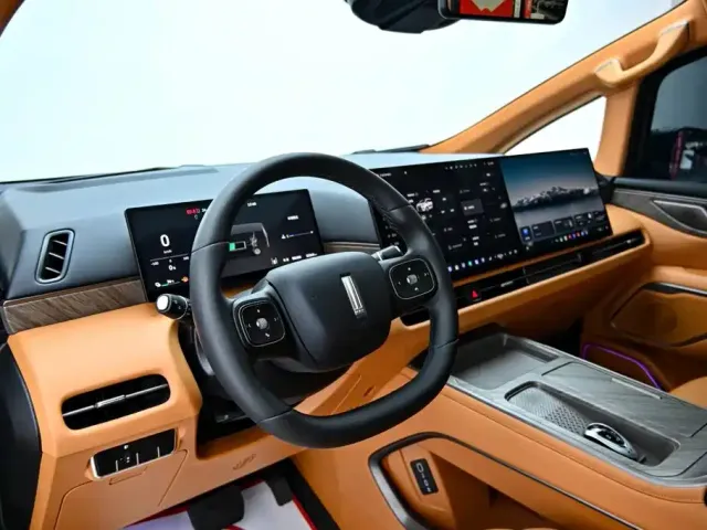 WEY WEY Alpine 2025 AWD Alpine 8 — Фото автомобиля 16