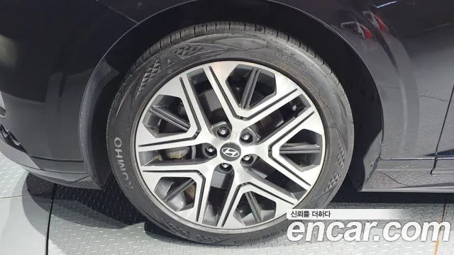 Hyundai Grandeur Grandeur (GN7) 3.5 Бензин 2WD — Фото автомобиля 5