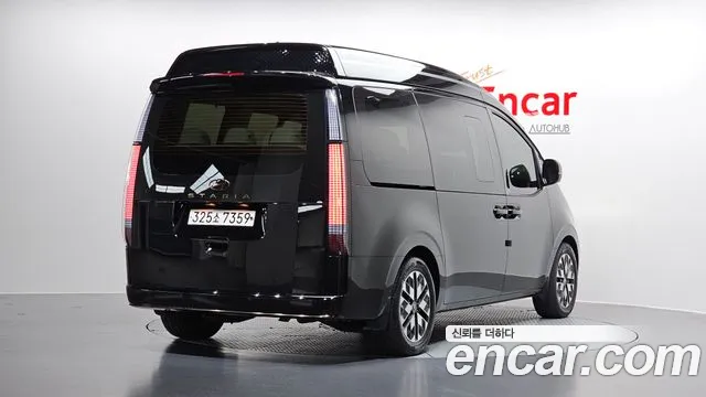 Hyundai Staria — Фото автомобиля 2