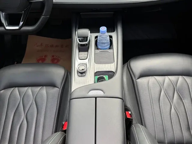 Chery Arrizo 8 — Фото автомобиля 12