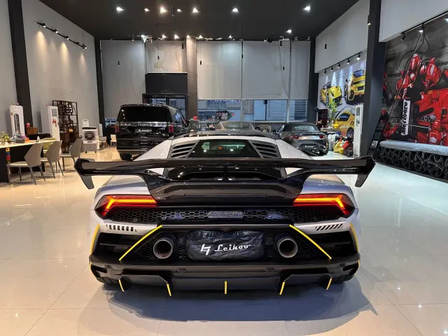 Lamborghini Huracan — Фото автомобиля 6