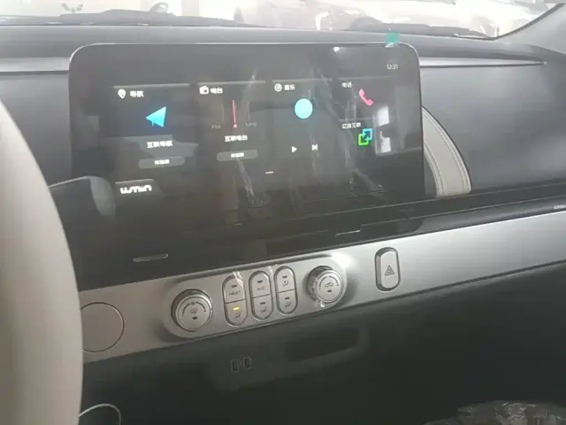 Changan Lumin — Фото автомобиля 12