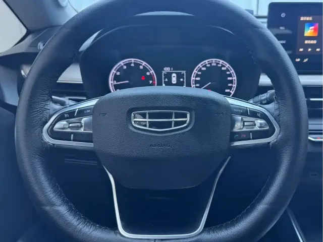 Geely Vision X3 — Фото автомобиля 12