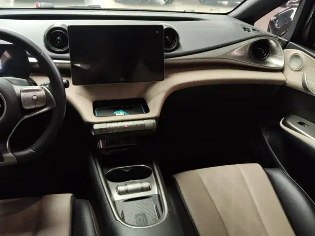 BYD Dolphin — Фото автомобиля 13