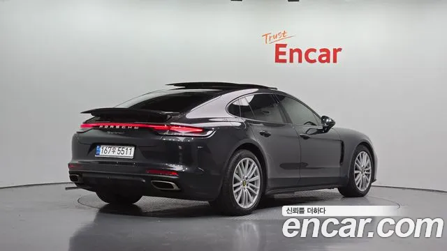 Porsche Panamera — Фото автомобиля 2