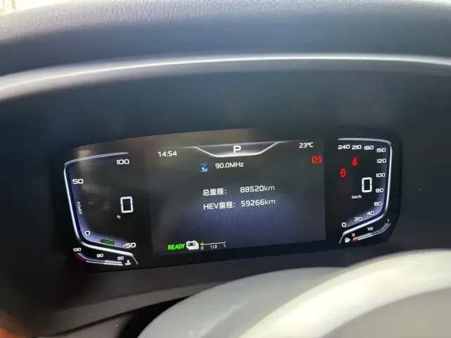 Hongqi HQ9 PHEV — Фото автомобиля 10