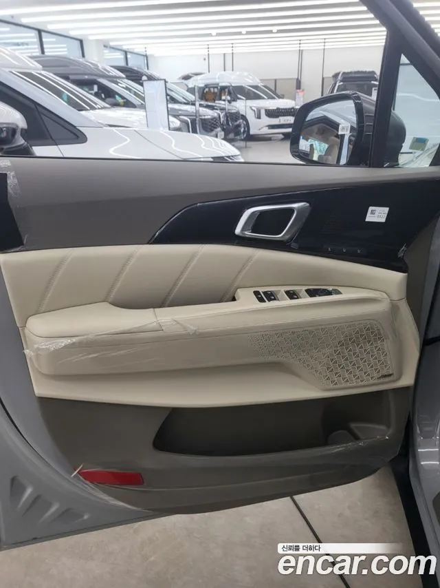 Kia Carnival 4th Gen — Фото автомобиля 8