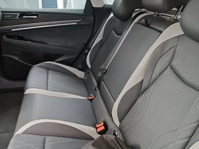 Volkswagen ID.7 Vizzion — Фото автомобиля 16